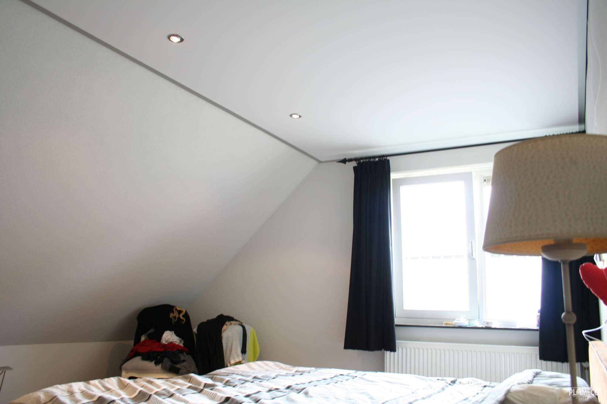 Plameco plafond in de slaapkamer